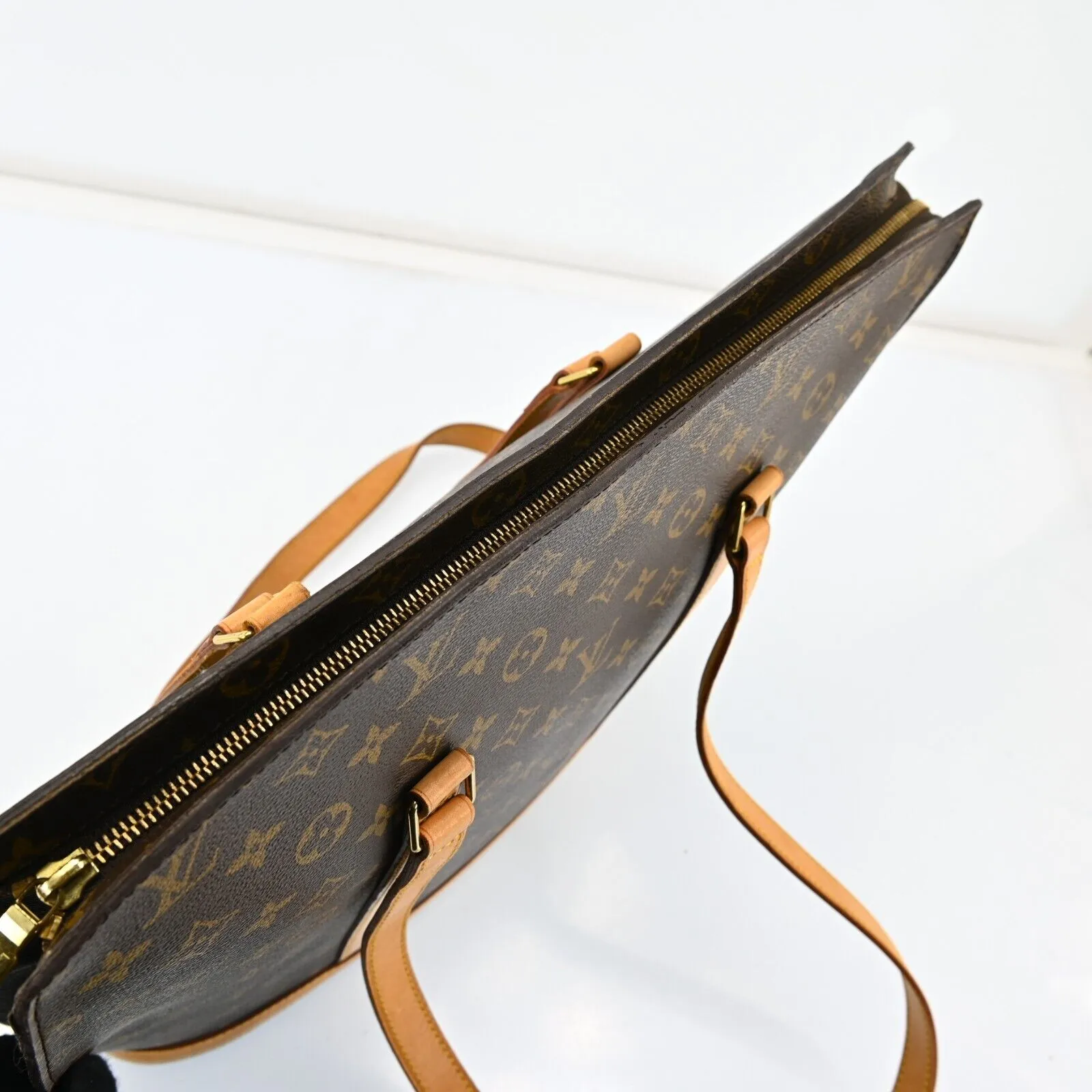 Louis Vuitton Babylone Tote Bag Lv