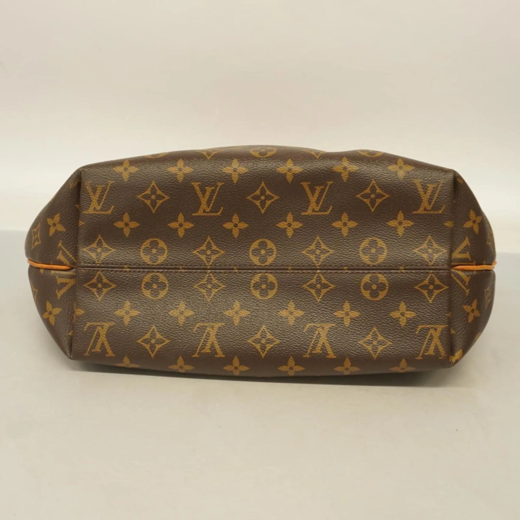 Louis Vuitton Turenne Mm  Canvas Tote Bag ()