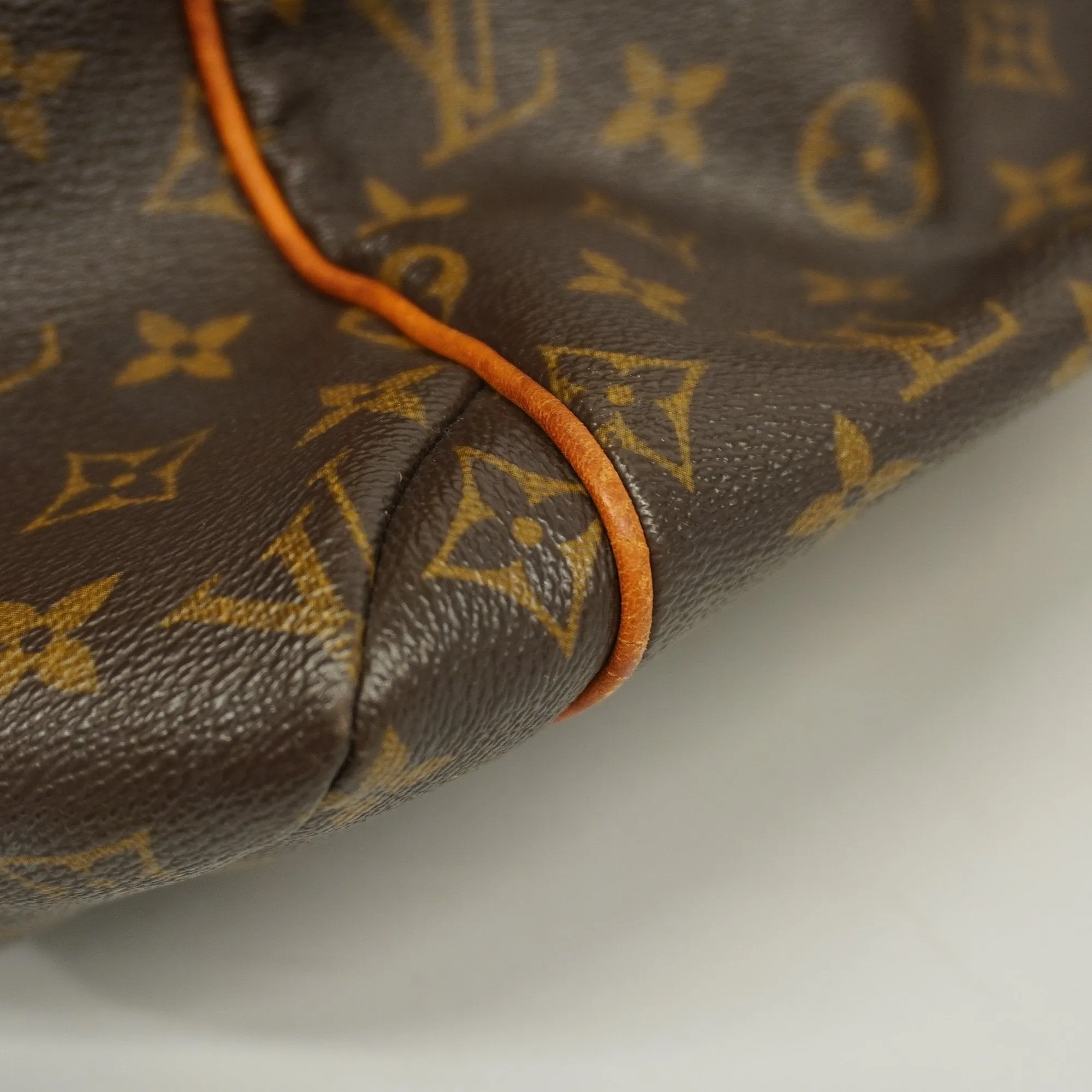 LOUIS VUITTONAuth  Monogram M56689 Tote Bag