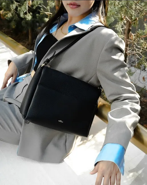 Marlows Shoulder Bag - TLHB2111LN3NA5